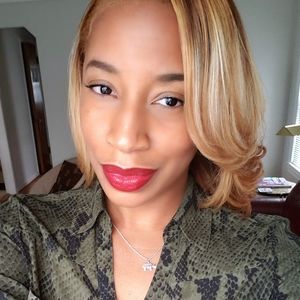 Meet your Posher, Tiffani